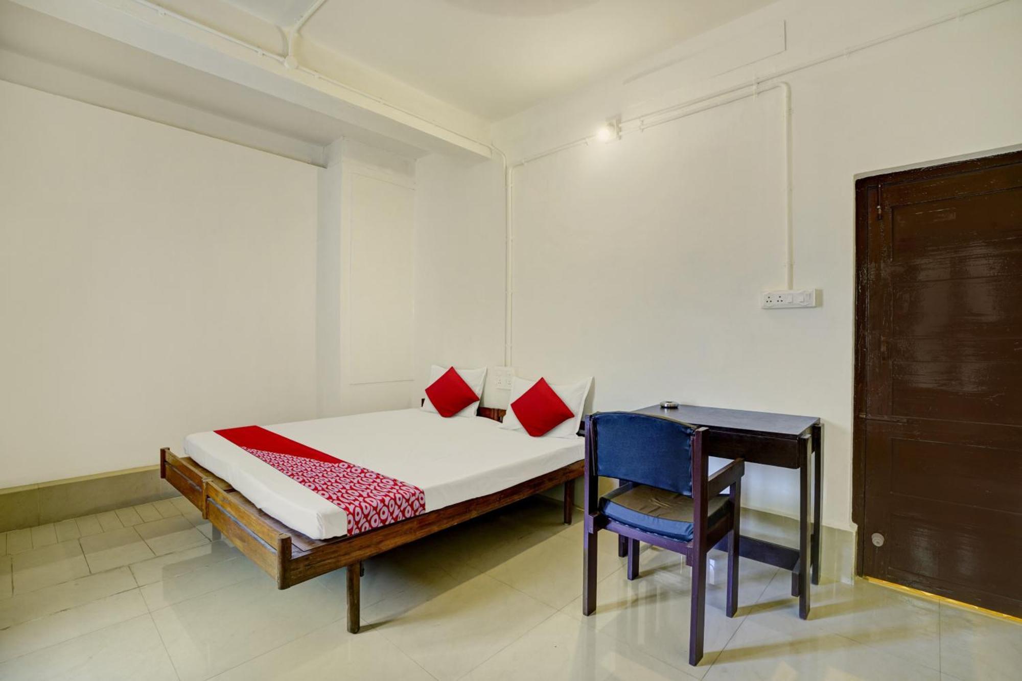 Thodupuzha Super Hotel O Ceasar Palace Annex מראה חיצוני תמונה