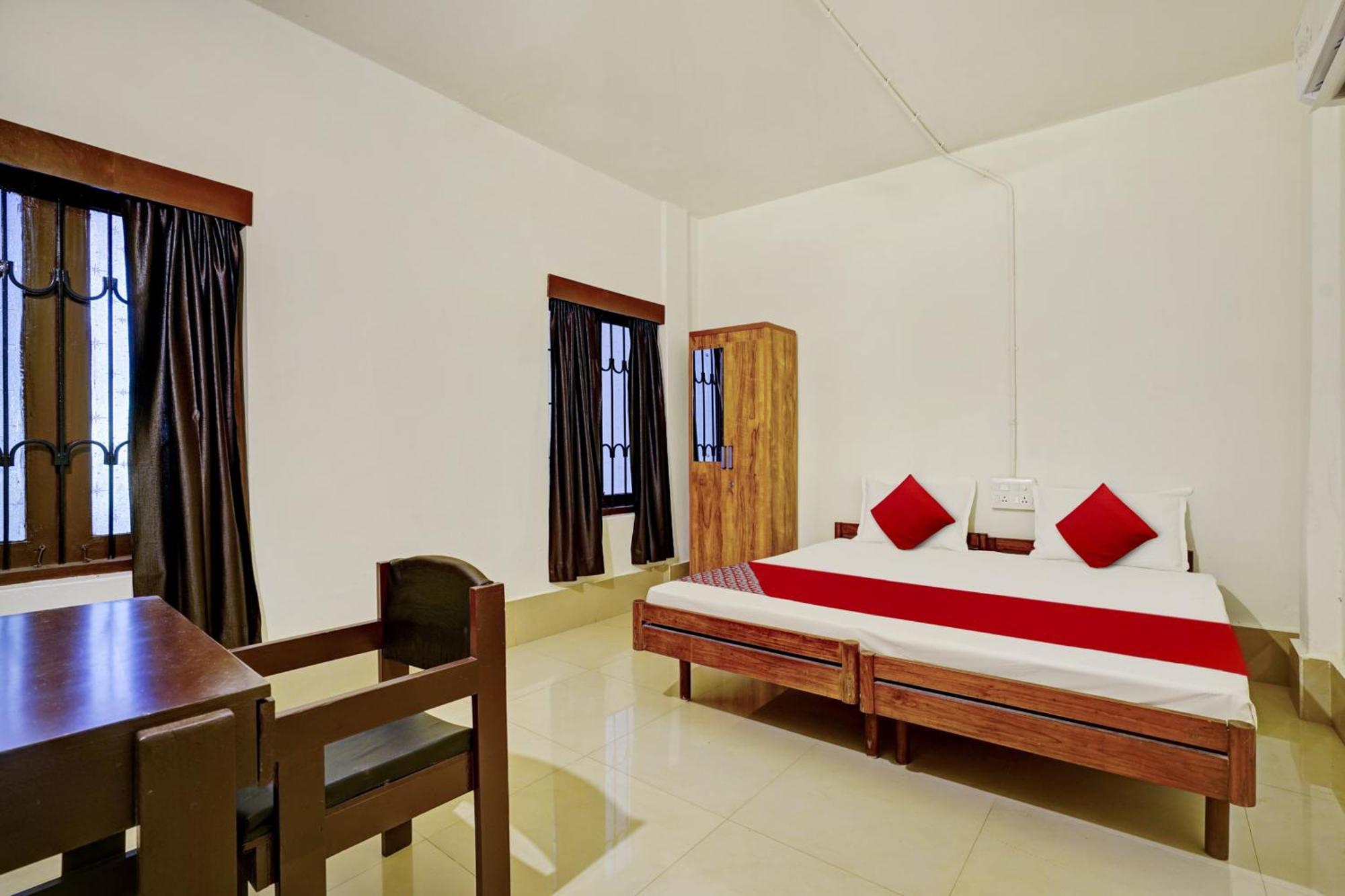 Thodupuzha Super Hotel O Ceasar Palace Annex מראה חיצוני תמונה