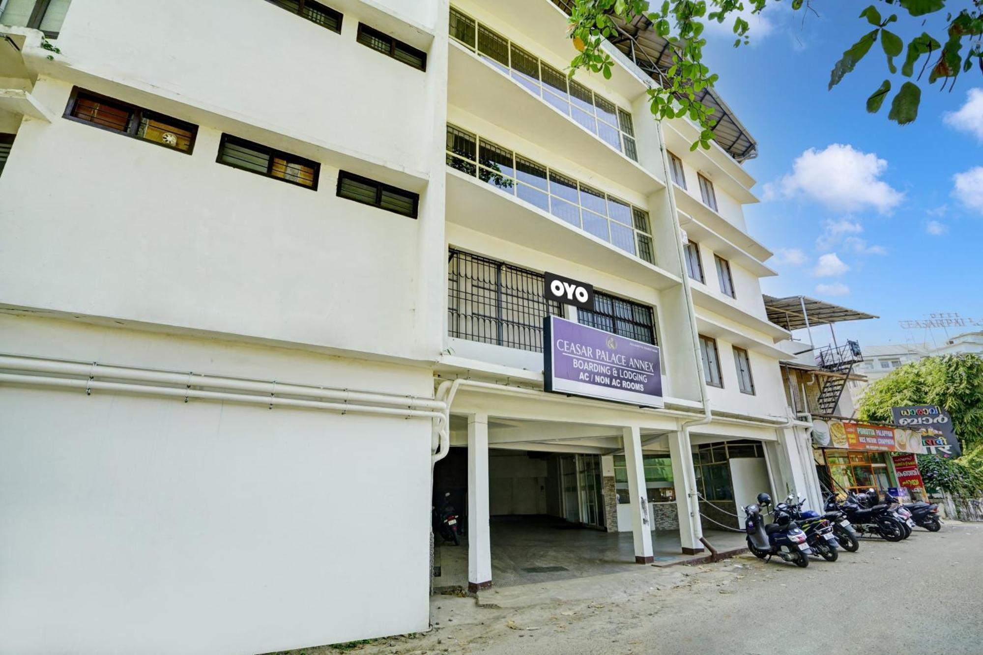 Thodupuzha Super Hotel O Ceasar Palace Annex מראה חיצוני תמונה