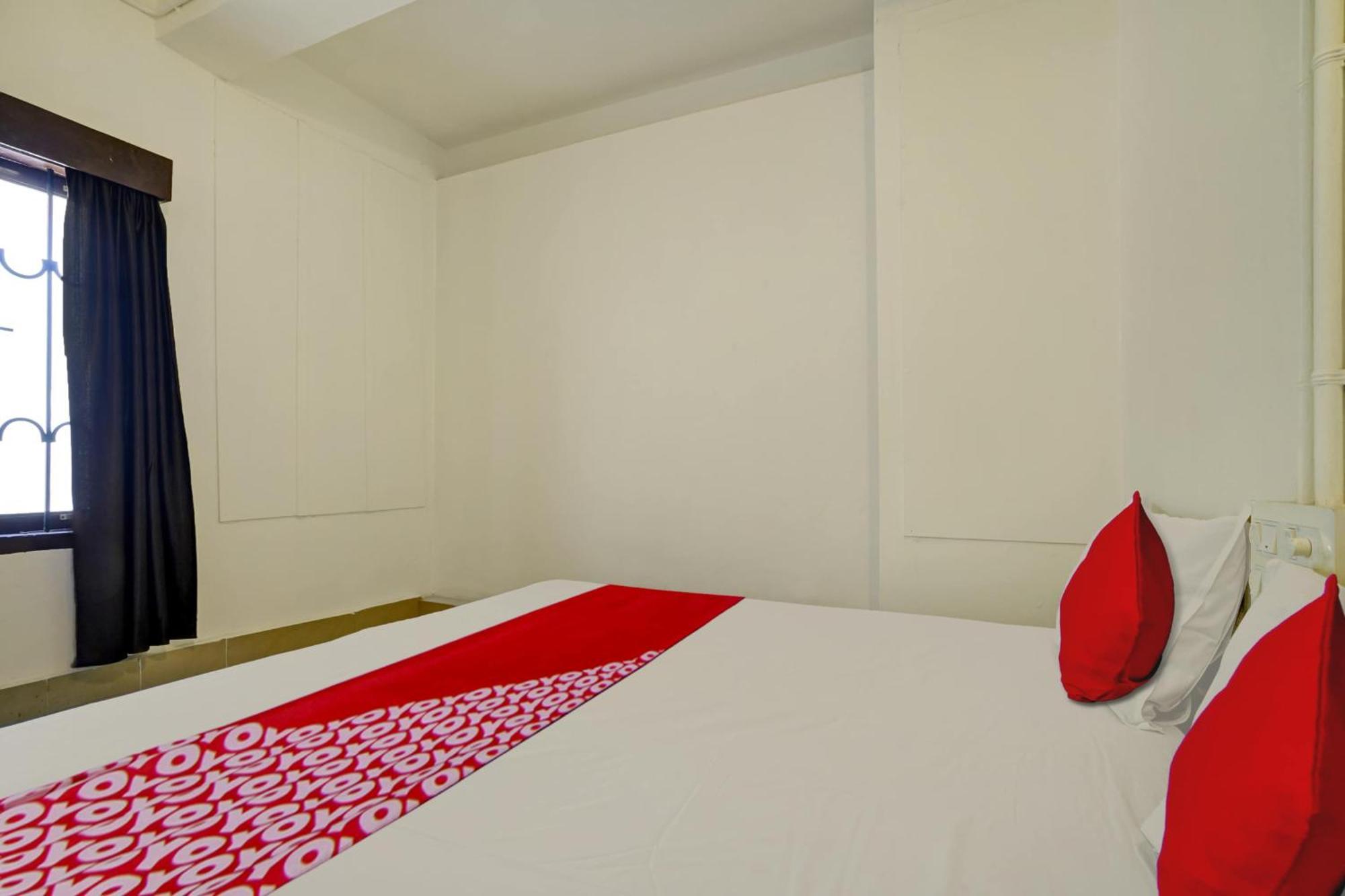 Thodupuzha Super Hotel O Ceasar Palace Annex מראה חיצוני תמונה