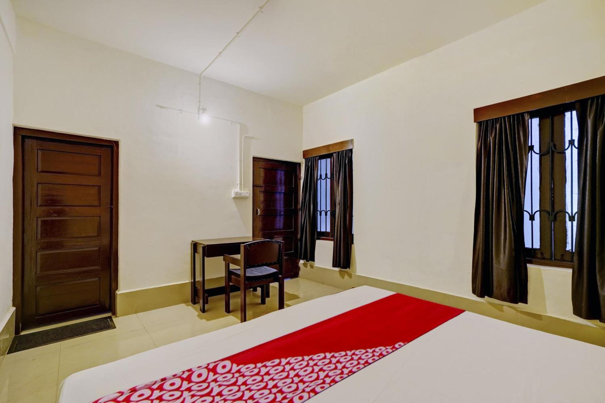 Thodupuzha Super Hotel O Ceasar Palace Annex מראה חיצוני תמונה