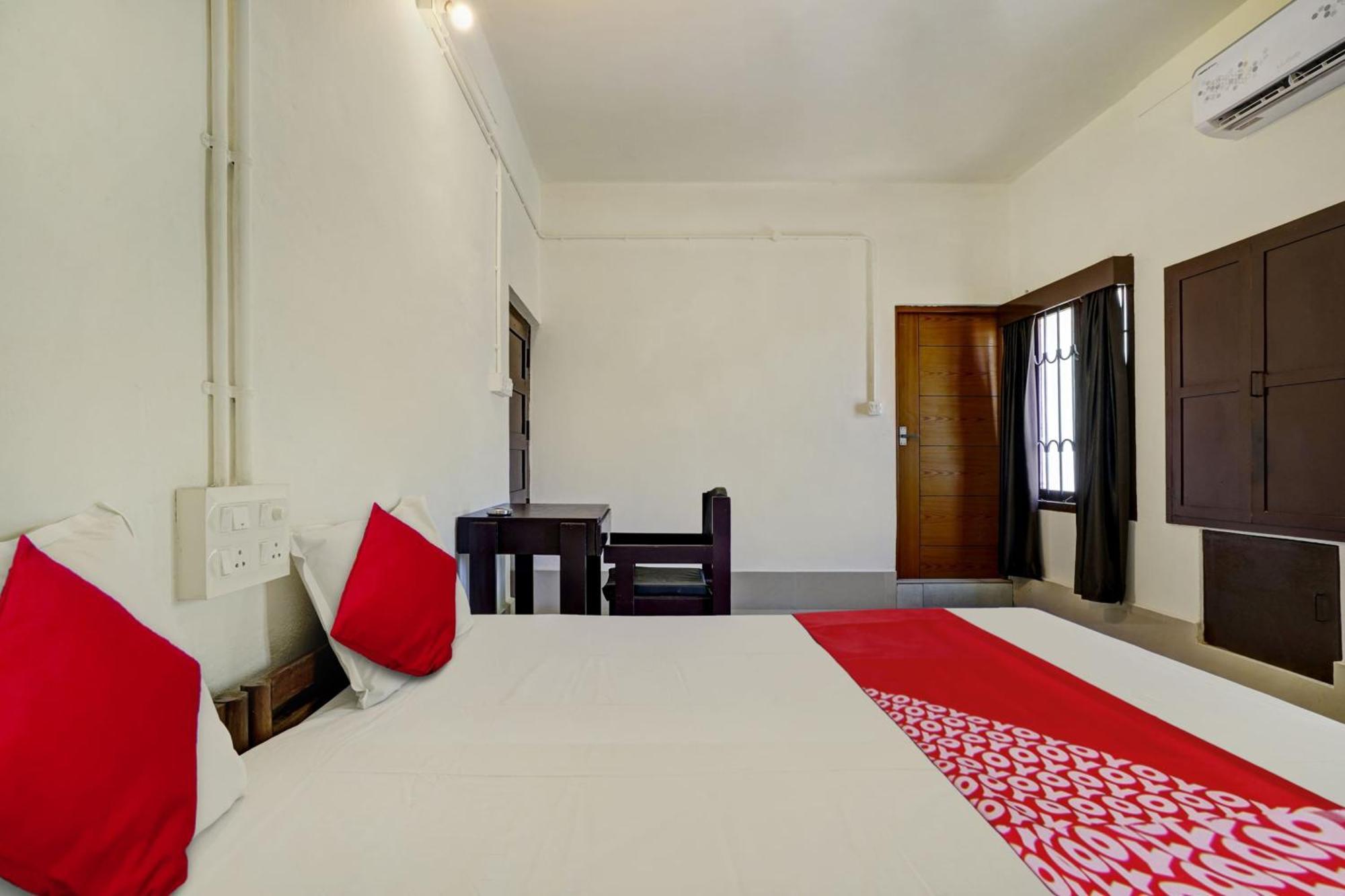 Thodupuzha Super Hotel O Ceasar Palace Annex מראה חיצוני תמונה
